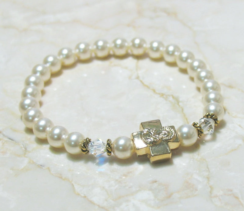 Swarovski Pearl Prayer Bracelet (Cream rose color)